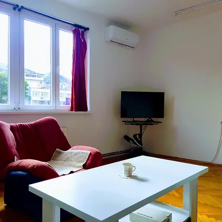 3bdr Downtown 아파트